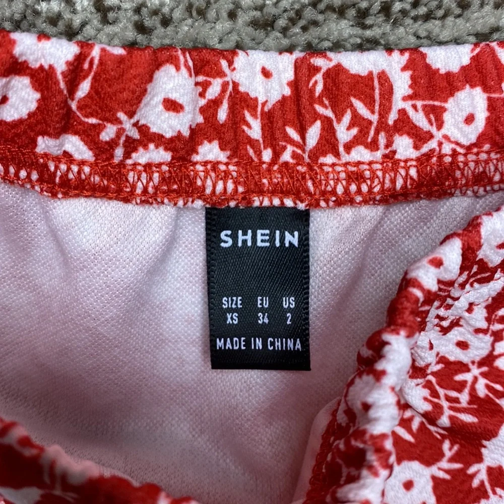 SHEIN Set - Picture 5 of 5